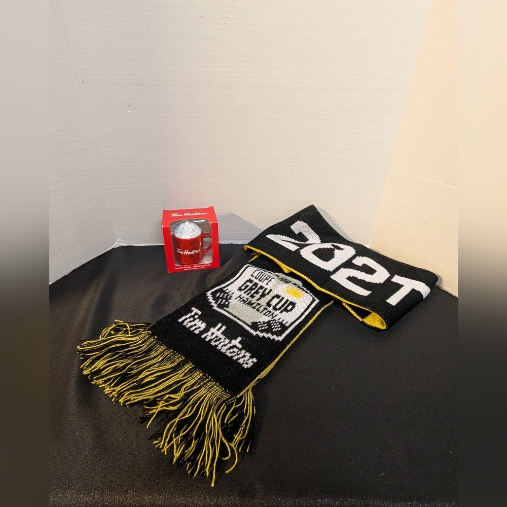 New 2021 Tim Hortons TREE ORNAMENT Hot Chocolate And 2021 Ticats Grey Cup Scarf